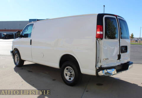 2023 Chevrolet Express 2500