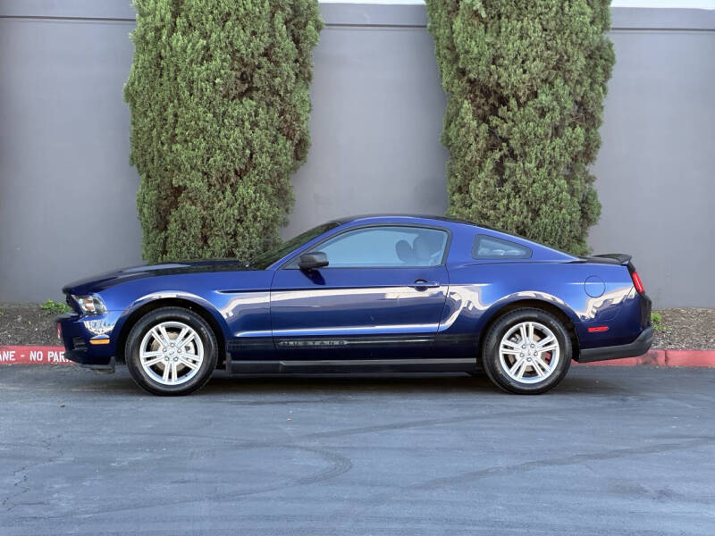 2010 Ford Mustang V6