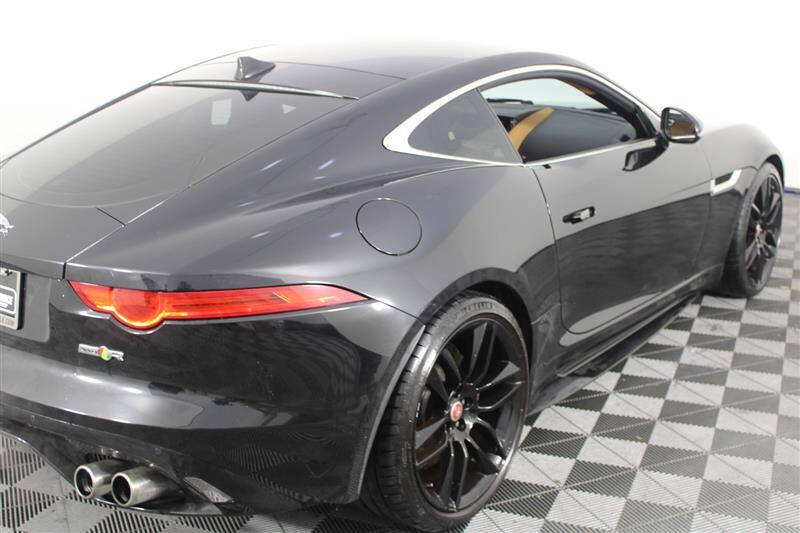 2016 Jaguar F-TYPE R