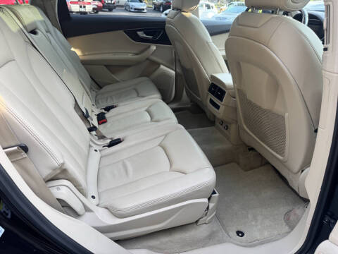 2019 Audi Q7 quattro SE Premium 55 TFSI