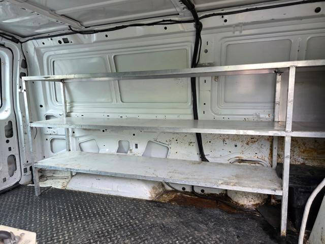 2005 Ford E-Series E-350 SD