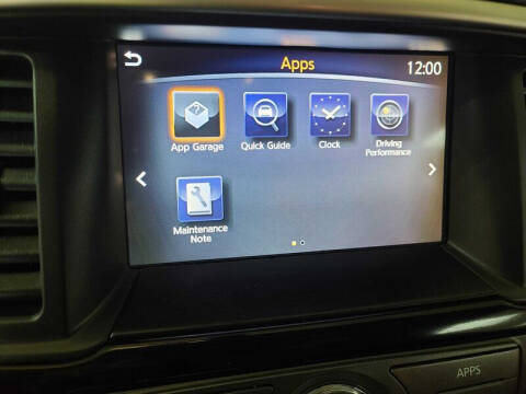 2017 Nissan Pathfinder SV