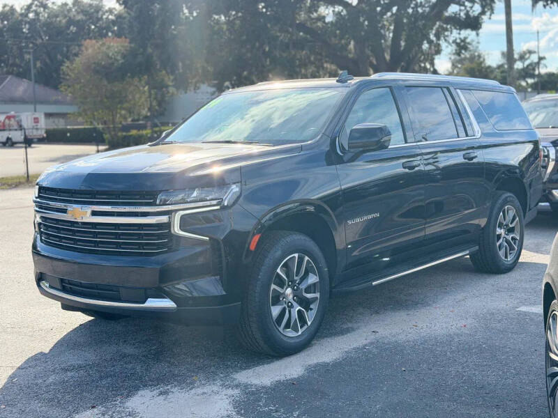 2024 Chevrolet Suburban LT