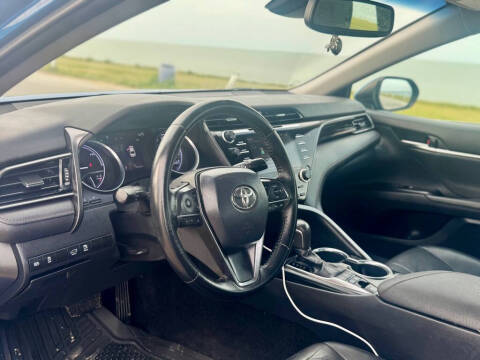 2019 Toyota Camry Hybrid