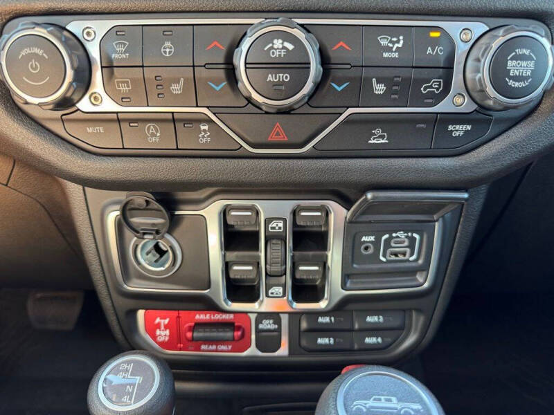 2025 Jeep Gladiator Willys