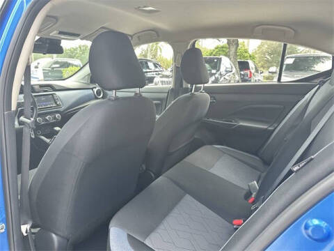 2023 Nissan Versa SV