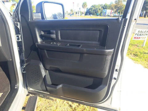 2017 RAM 1500 Express