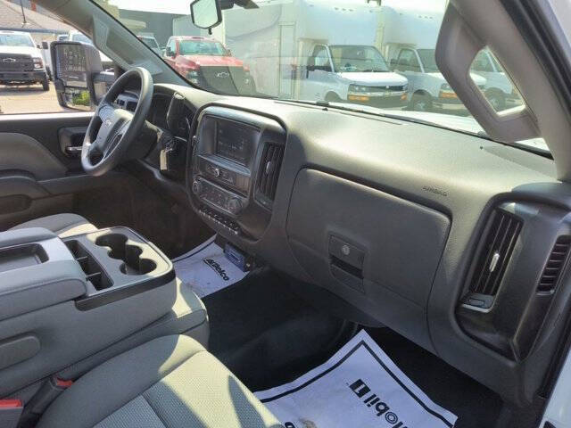 2023 Chevrolet Silverado 6500HD