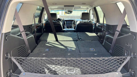 2016 Cadillac Escalade Luxury Collection