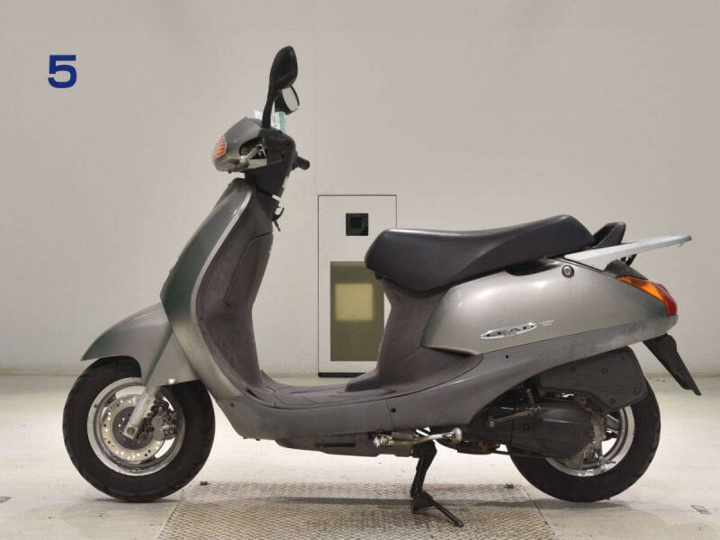 1998 Honda Lead