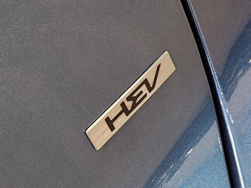2023 Kia Niro SX