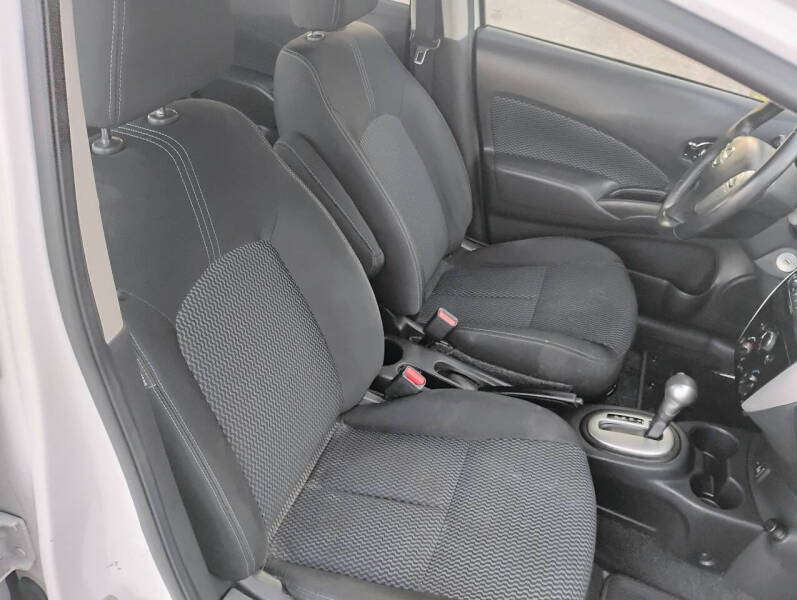 2017 Nissan Versa Note SV