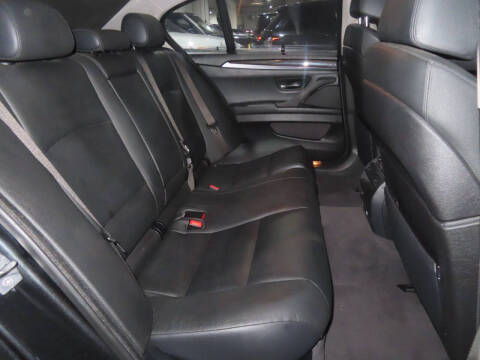 2011 BMW 5 Series 535i