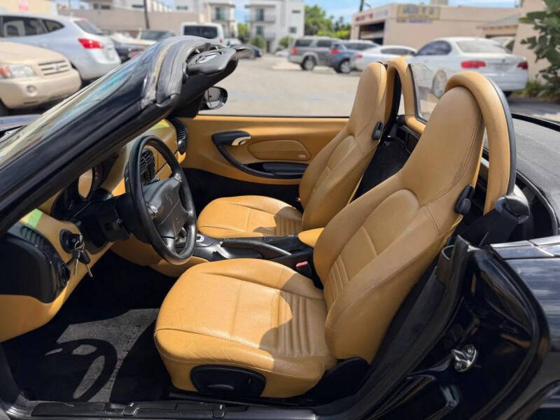2000 Porsche Boxster