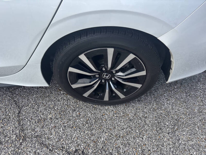 2024 Honda Civic EX-L