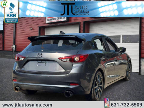 2018 Mazda MAZDA3 Touring