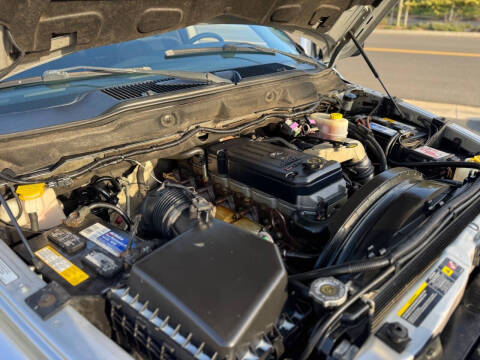 2004 Dodge Ram 2500 SLT