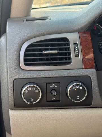 2010 GMC Yukon XL SLT