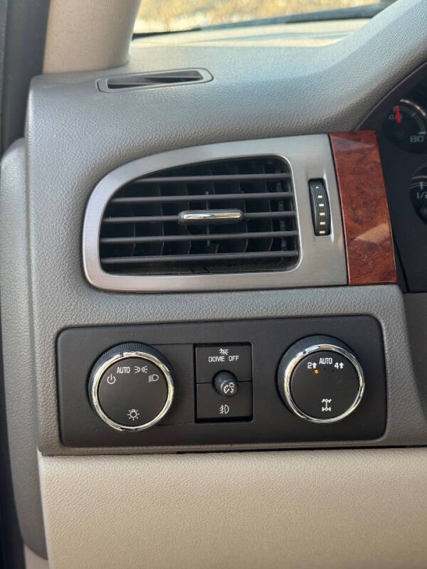 2010 GMC Yukon XL SLT