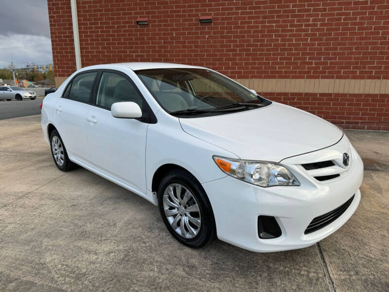 2012 Toyota Corolla LE photo 8