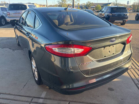 2015 Ford Fusion SE