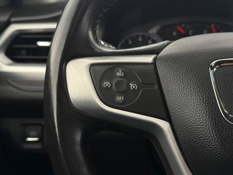 2017 GMC Acadia SLT-1