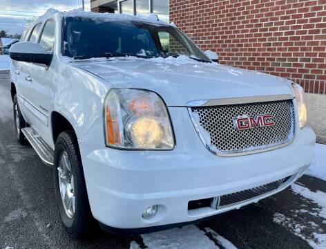 2008 GMC Yukon for sale at American Auto Center LLC in Youngstown OH