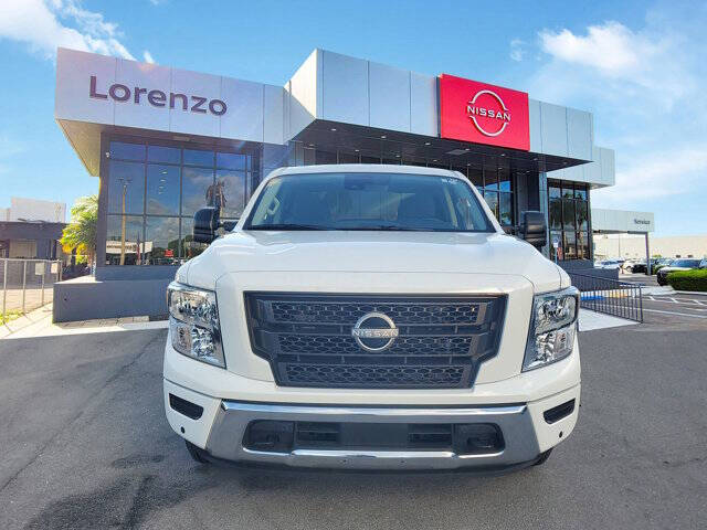 2024 Nissan Titan SV