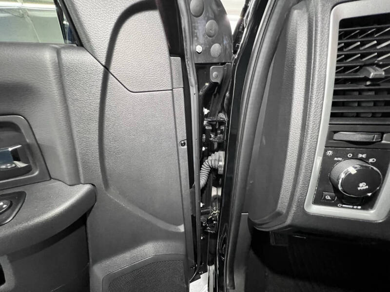 2012 RAM 1500 R/T Sport