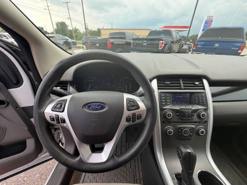 2013 Ford Edge SE