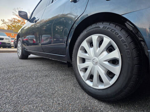 2016 Nissan Versa 1.6 SV