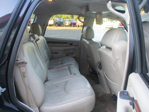 2004 Cadillac Escalade