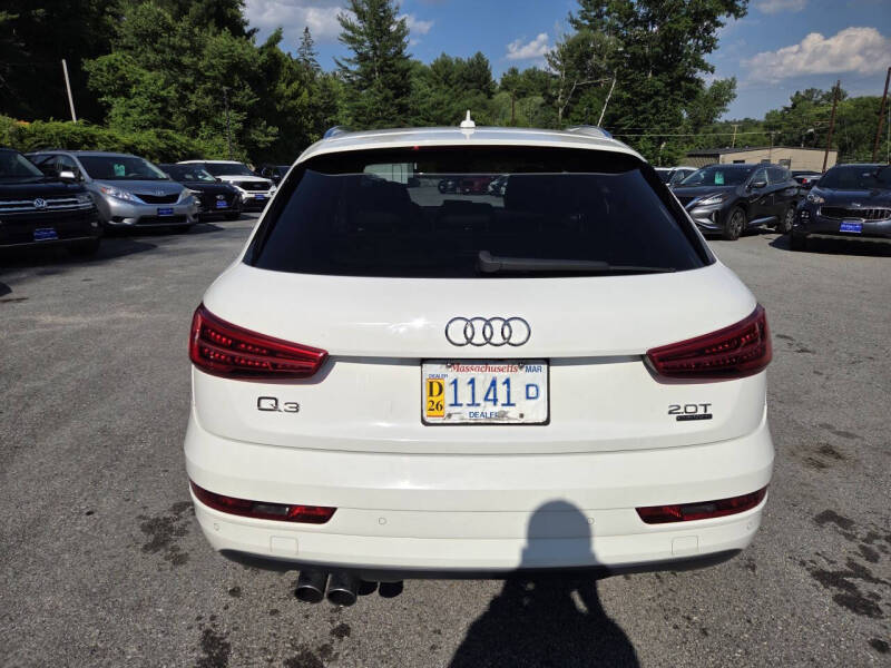2017 Audi Q3 2.0T quattro Premium Plus