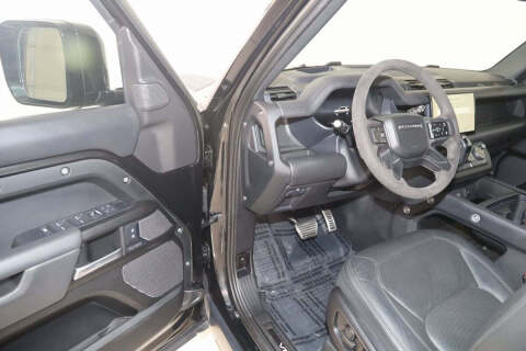 2023 Land Rover Defender 110 V8