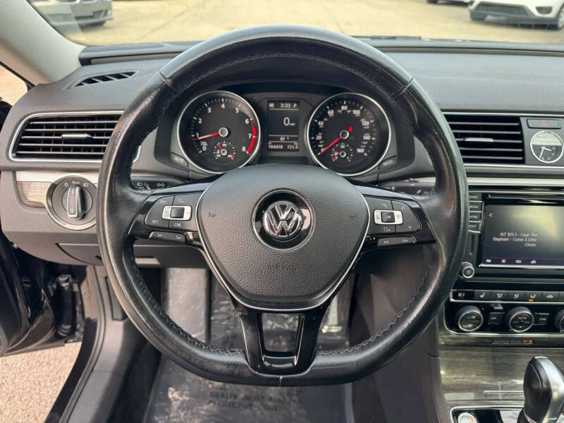 2017 Volkswagen Passat 1.8T SE