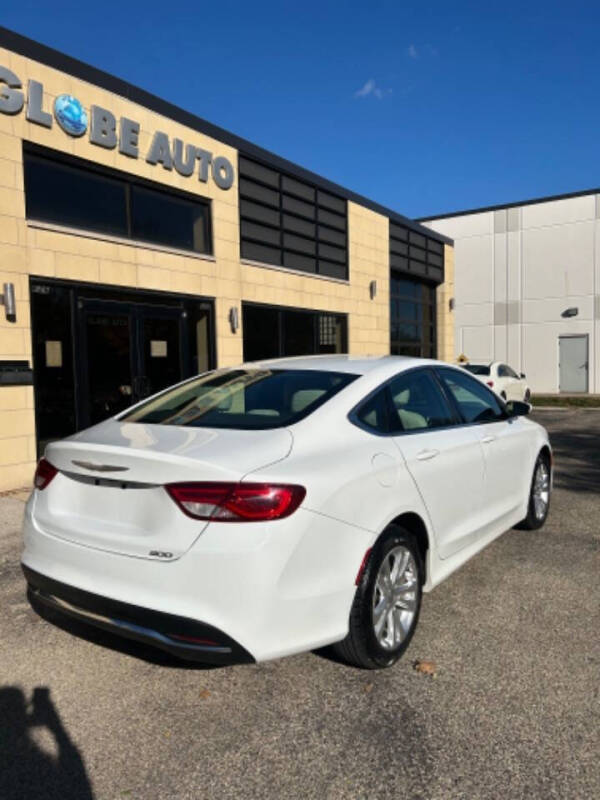 2016 Chrysler 200 Limited