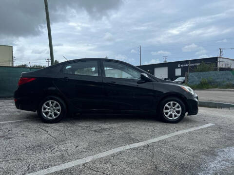 2014 Hyundai Accent GLS