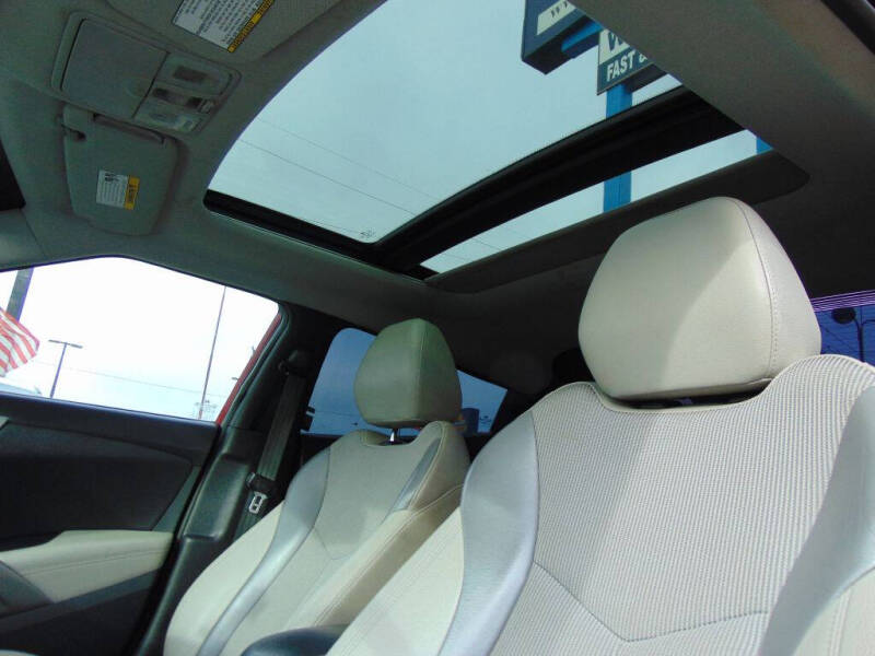 2012 Hyundai Veloster