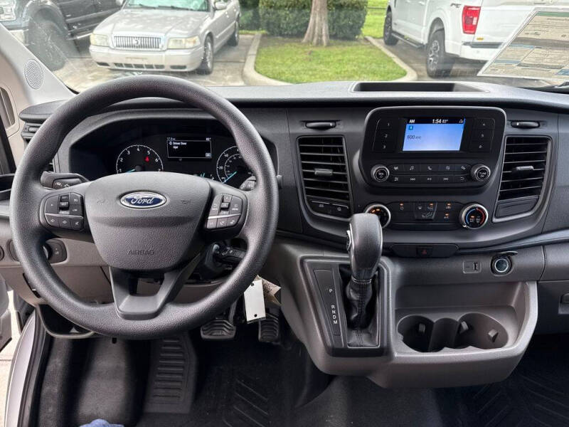 2025 Ford Transit