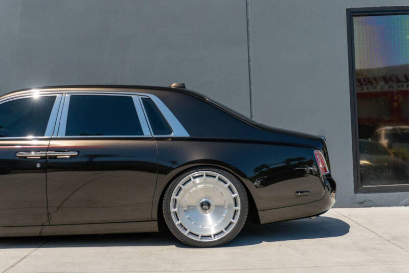 2021 Rolls-Royce Phantom