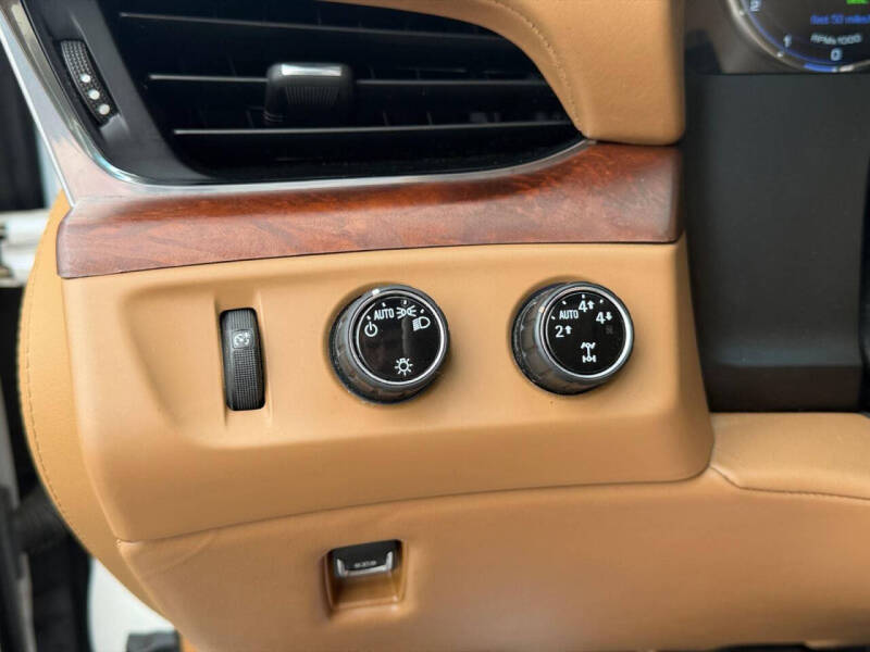 2016 Cadillac Escalade Platinum
