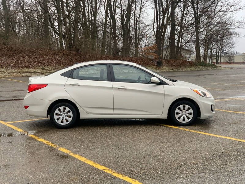 2015 Hyundai Accent GLS