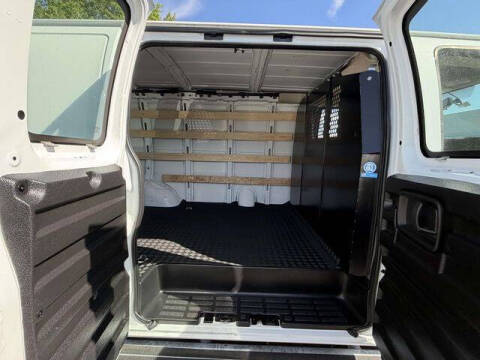 2024 Chevrolet Express 2500