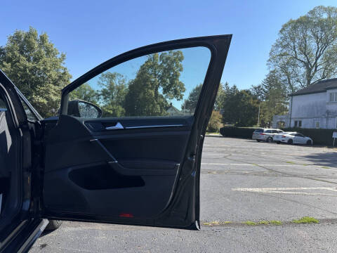 2015 Volkswagen Golf GTI SE