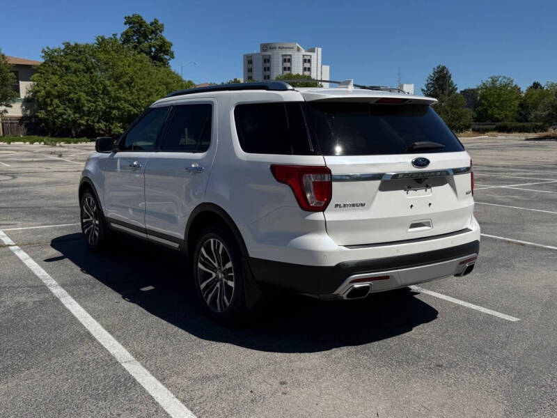 2016 Ford Explorer Platinum