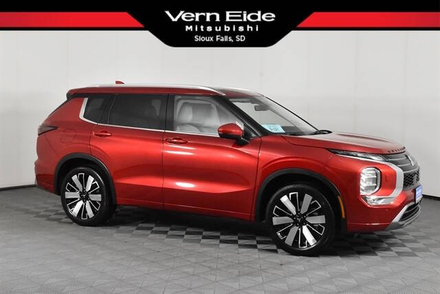 2025 Mitsubishi Outlander SEL