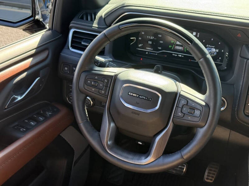 2024 GMC Yukon XL Denali Ultimate