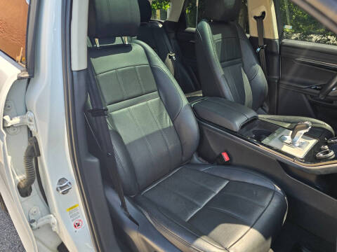 2020 Land Rover Range Rover Evoque SE