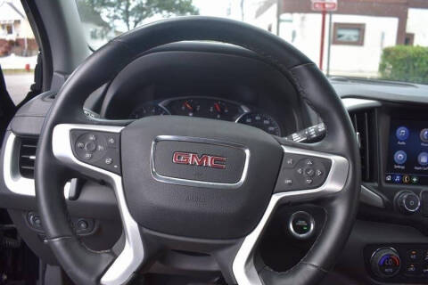 2023 GMC Terrain SLT