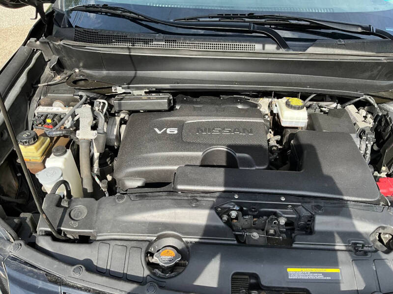 2019 Nissan Pathfinder SV